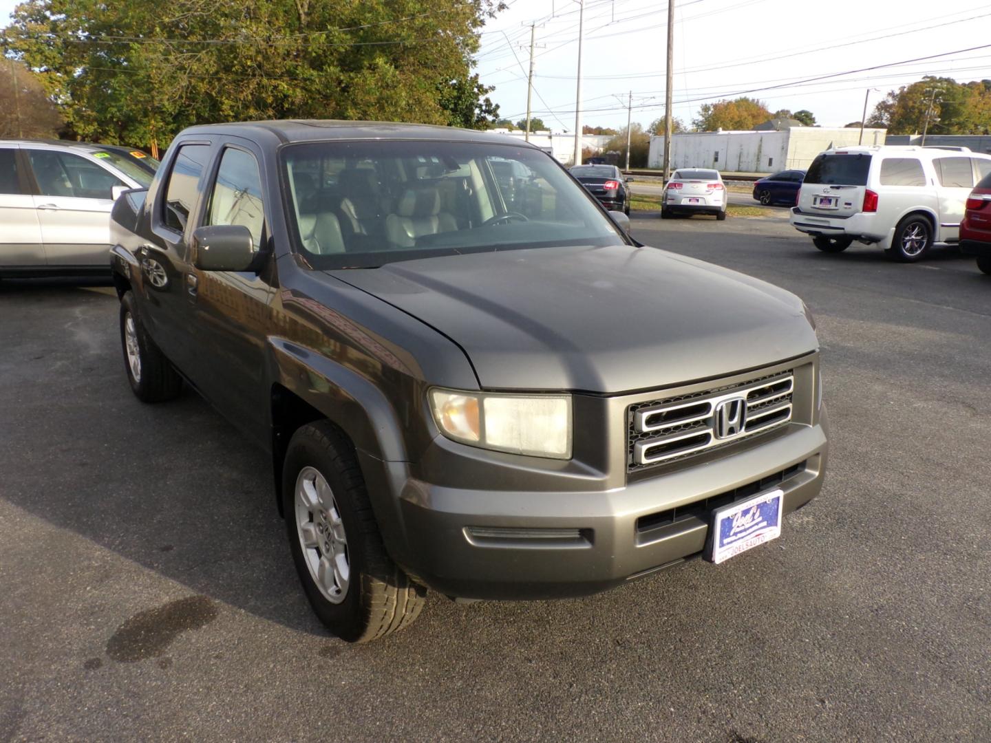 2007 Grey Honda Ridgeline (2HJYK165X7H) , located at 5700 Curlew Drive, Norfolk, VA, 23502, (757) 455-6330, 36.841885, -76.209412 - Photo#4